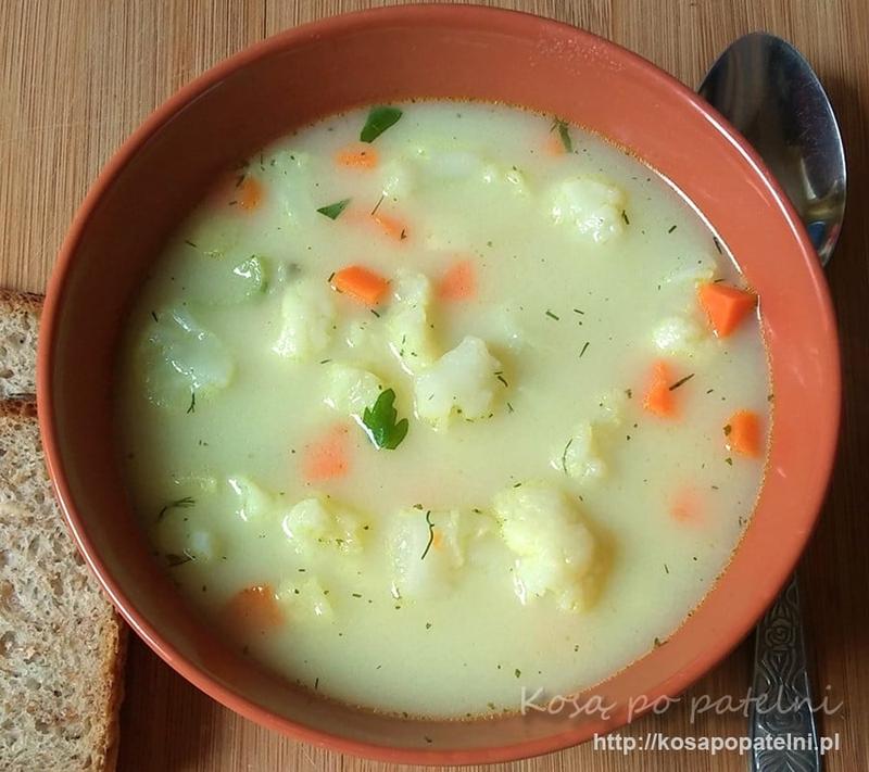 Wegetariańska zupa kalafiorowa