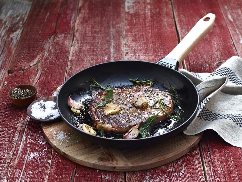 Idealny czas smażenia mięsa wieprzowego – poznaj sekrety doskonałego smaku