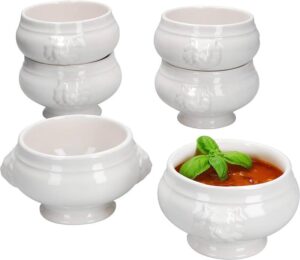 Pomysły na zupy, które zachwycą gości na przyjęciu