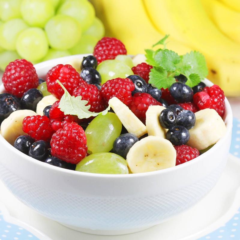 Idealne składniki do sałatki z owocami morza