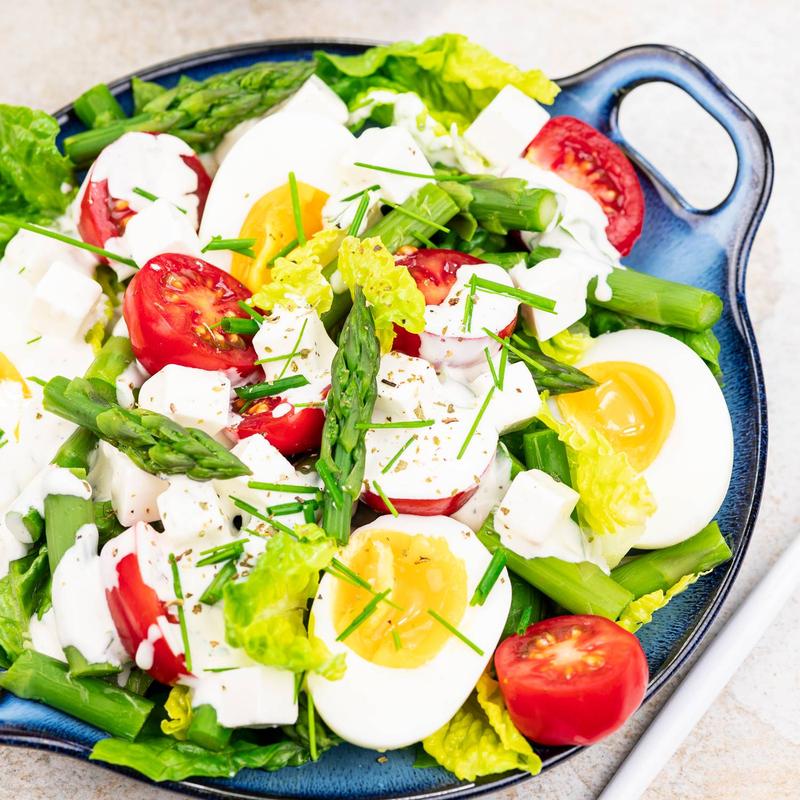 Sałatki ze szparagami