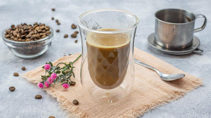 Ceny kawy w Danii – ile trzeba zapłacić za filiżankę tego przysmaku?