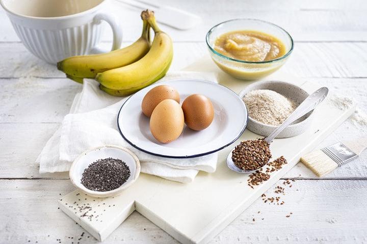 Jak skutecznie zastąpić jajko w cieście drożdżowym? Sprawdzone porady!