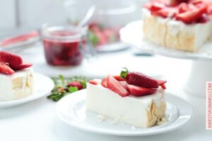 Sekrety idealnego sernika: jak osiągnąć perfekcję w każdej kromce