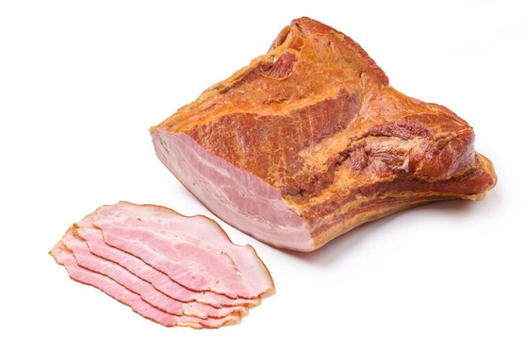 Zaskakujące przepisy: Pomysły na dania z boczkiem, które oczarują Twoich gości