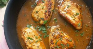 Jak długo smażyć sznycle z indyka, aby były soczyste i chrupiące?