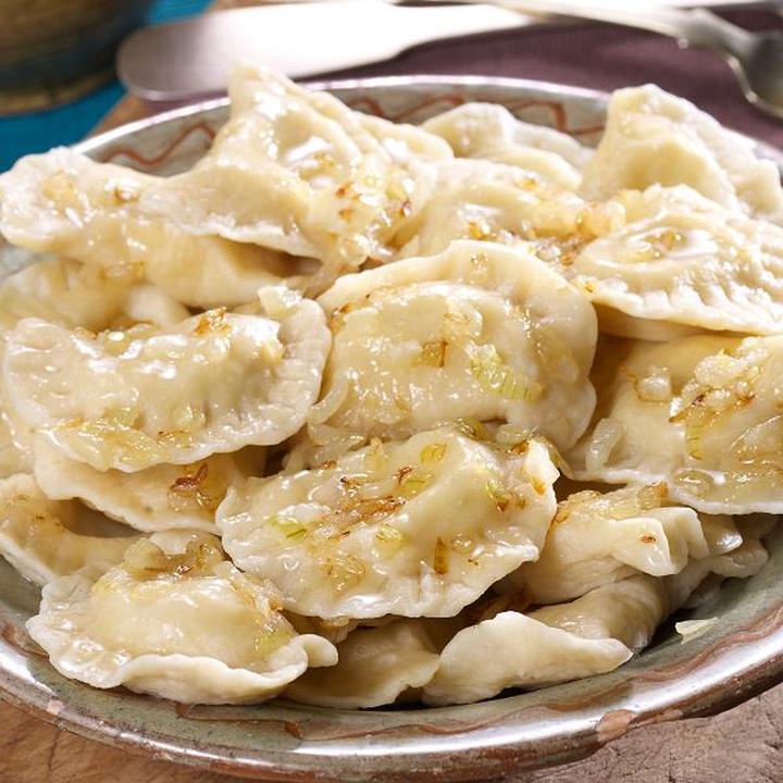 Odkryj sekrety smaku pierogów ruskich, które zachwycają podniebienia