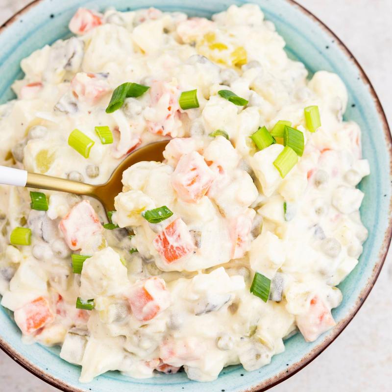 Alternatywy dla majonezu w sałatce jarzynowej – co doda smaku i zdrowia?