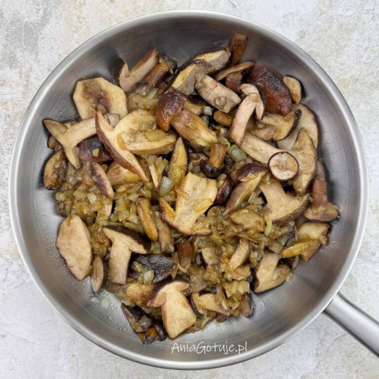 Jak długo gotować grzyby, aby idealnie nadały się do smażenia?