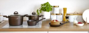 Odkryj, jakie garnki wybrać do płyty indukcyjnej, by gotować z przyjemnością