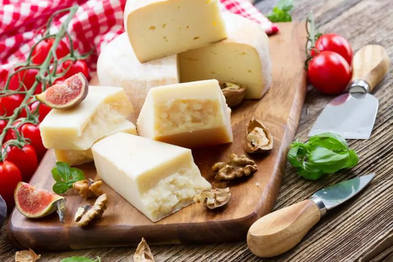 Zdrowe zamienniki sera wegetariańskie