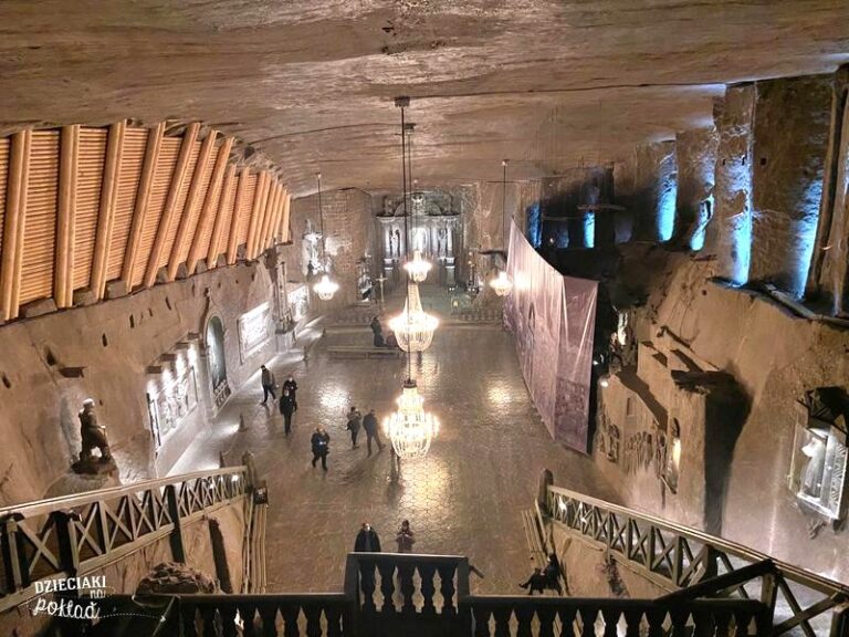 Czy kopalnia soli w Wieliczce to naprawdę muzeum sztuki i historii?